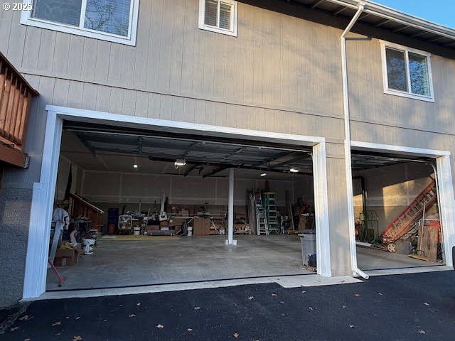 575 CEDAR St, Sutherlin, OR 97479