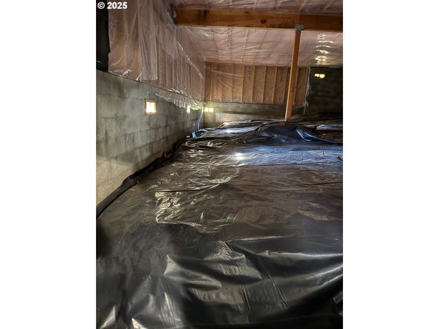 575 CEDAR St, Sutherlin, OR 97479