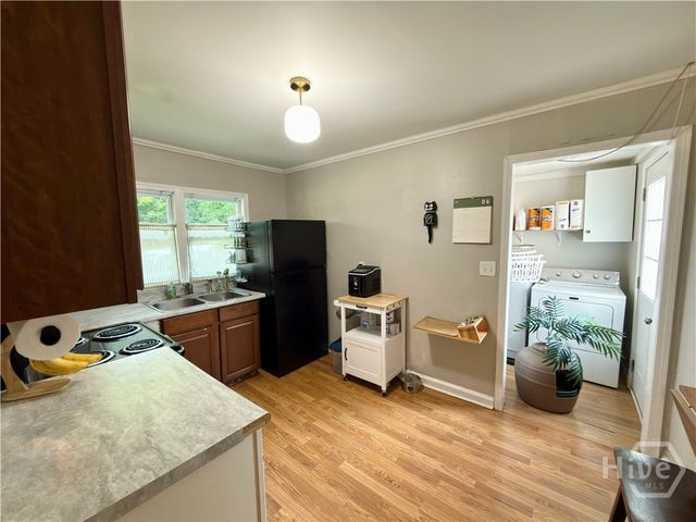 911 Henderson Ext, Athens, GA 30606