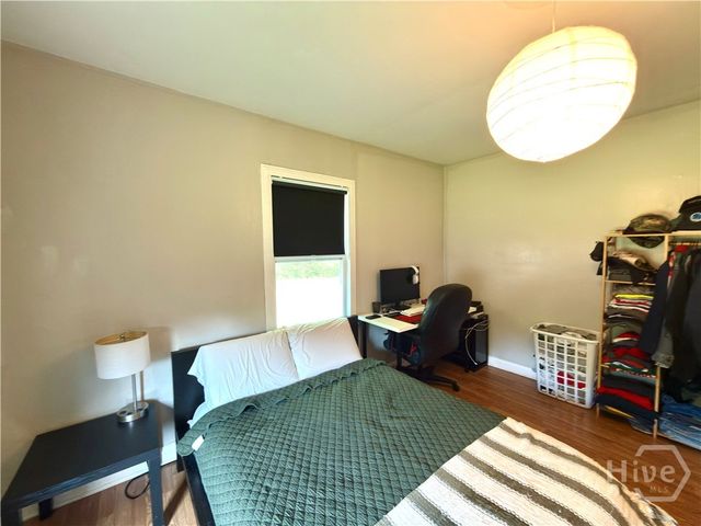911 Henderson Ext, Athens, GA 30606