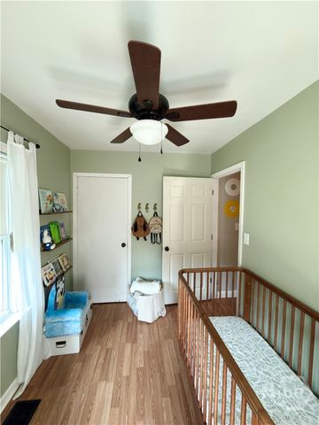 911 Henderson Ext, Athens, GA 30606