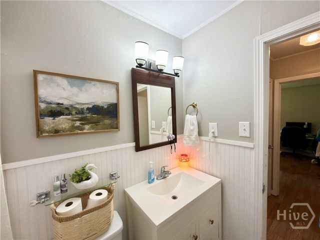 911 Henderson Ext, Athens, GA 30606
