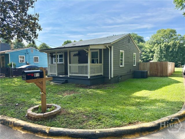 911 Henderson Ext, Athens, GA 30606