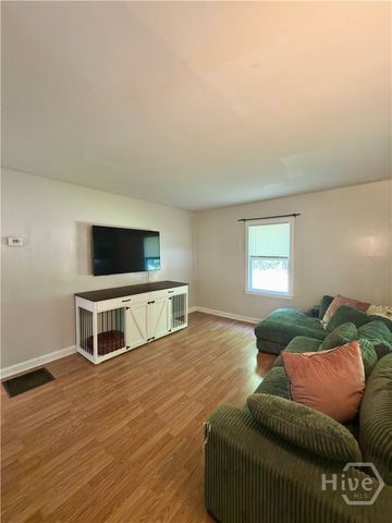 911 Henderson Ext, Athens, GA 30606