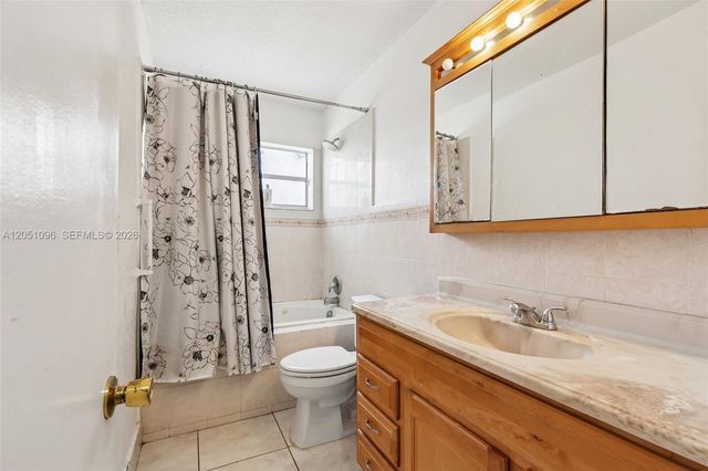 250 N 66th Ave, Hollywood, FL 33024