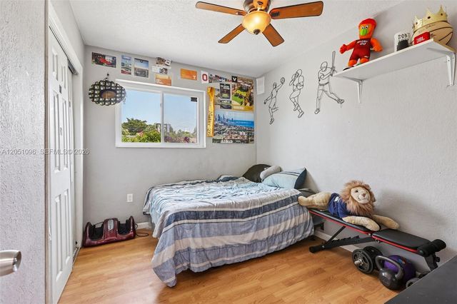 250 N 66th Ave, Hollywood, FL 33024