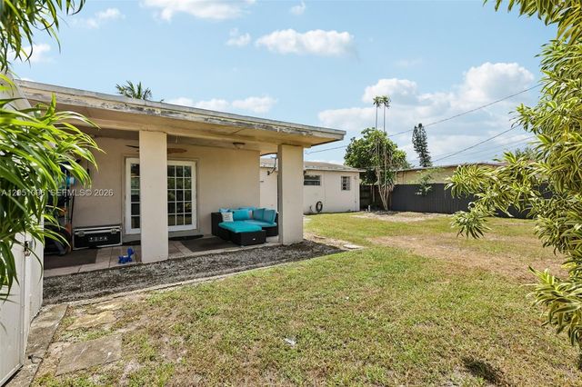 250 N 66th Ave, Hollywood, FL 33024
