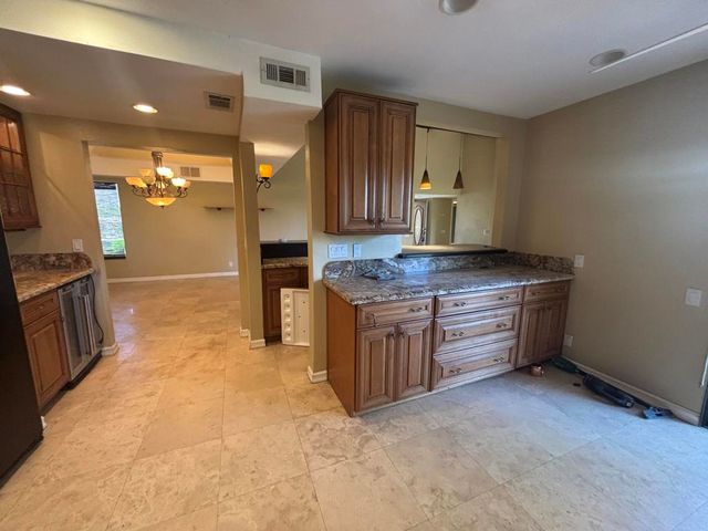 59 Tennis Club Drive, Rancho Mirage, CA 92270