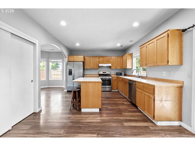2610 Nw 3RD Way, Battle Ground, WA 98604