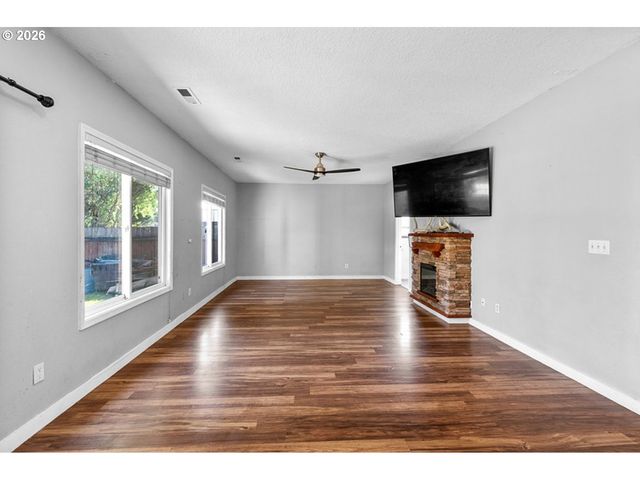 2610 Nw 3RD Way, Battle Ground, WA 98604