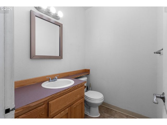 2610 Nw 3RD Way, Battle Ground, WA 98604