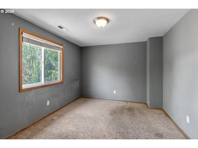 2610 Nw 3RD Way, Battle Ground, WA 98604