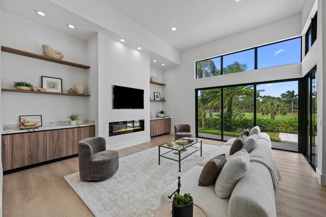 1330 Breakers West Boulevard, West Palm Beach, FL 33411
