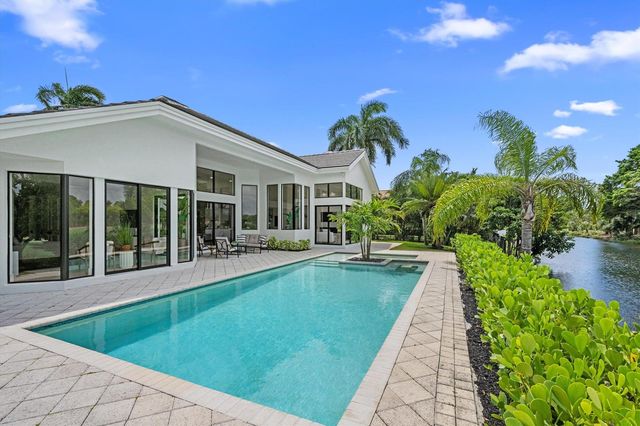 1330 Breakers West Boulevard, West Palm Beach, FL 33411