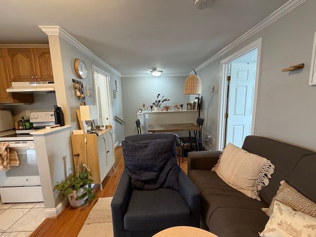 122 D St 3, Boston, MA 02127