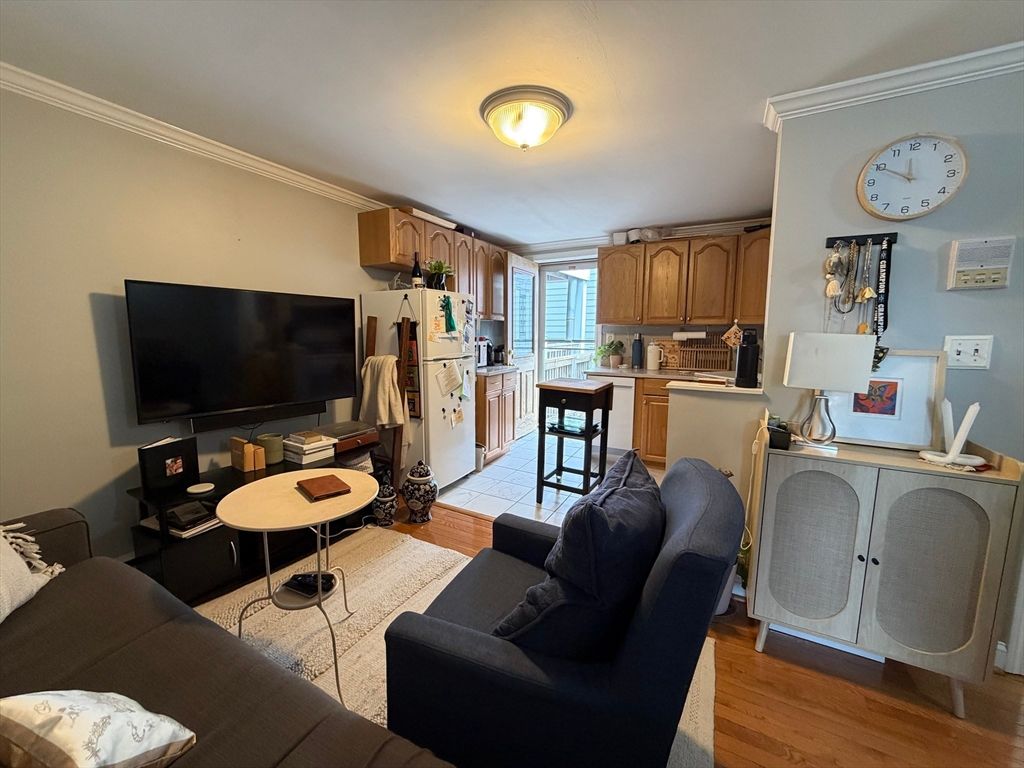 122 D St 3, Boston, MA 02127