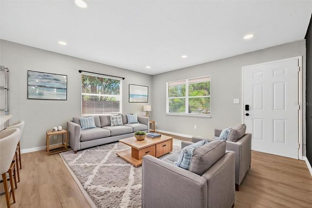 4616 9TH AVENUE S, St Petersburg, FL 33711