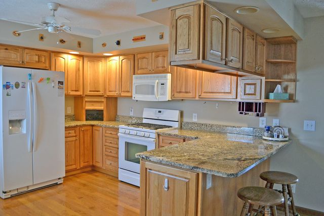 5256 E Toto Road, Knox, IN 46534