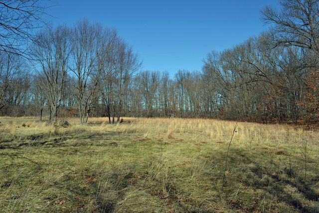 5256 E Toto Road, Knox, IN 46534