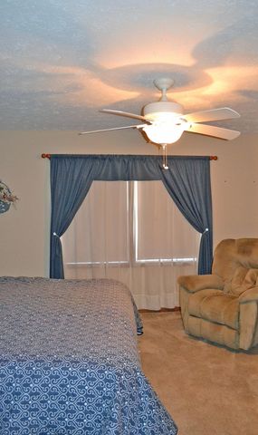 5256 E Toto Road, Knox, IN 46534