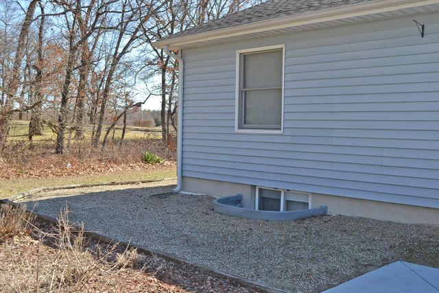 5256 E Toto Road, Knox, IN 46534