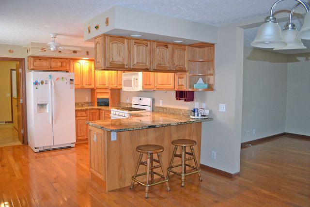 5256 E Toto Road, Knox, IN 46534