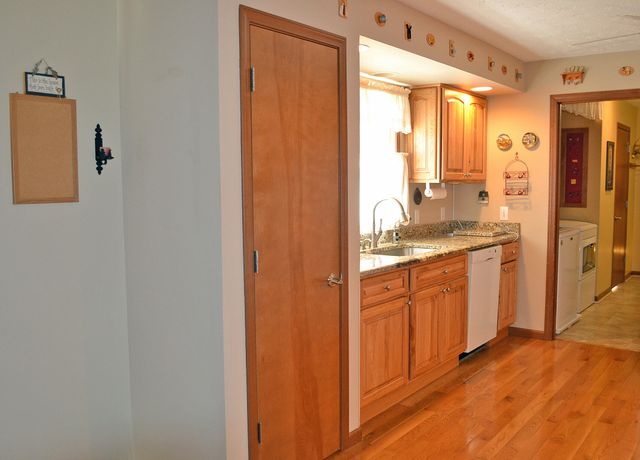 5256 E Toto Road, Knox, IN 46534