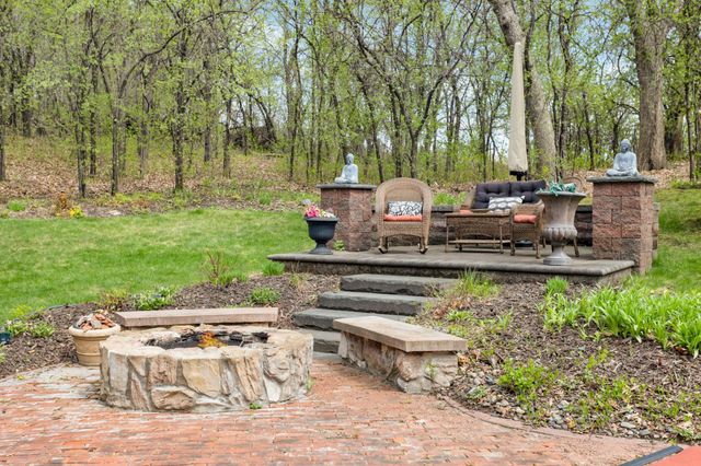 12728 Sable Drive, Burnsville, MN 55337