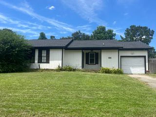 121 Heather Drive, Summerville, SC 29486