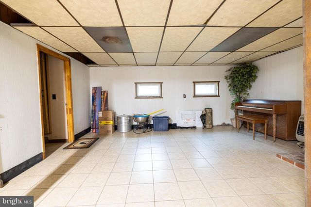 3737 CANTERBURY RD, Harrisburg, PA 17109