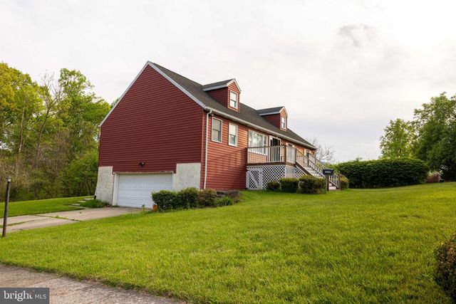 3737 CANTERBURY RD, Harrisburg, PA 17109
