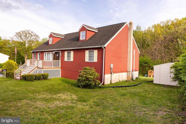 3737 CANTERBURY RD, Harrisburg, PA 17109