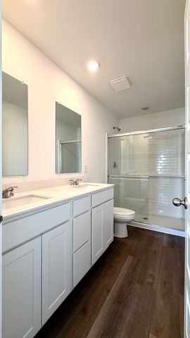 863 Briar Glen Court 863, Hampshire, IL 60140