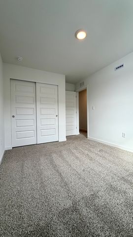 863 Briar Glen Court 863, Hampshire, IL 60140