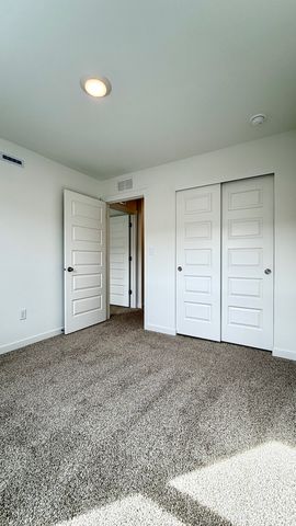 863 Briar Glen Court 863, Hampshire, IL 60140