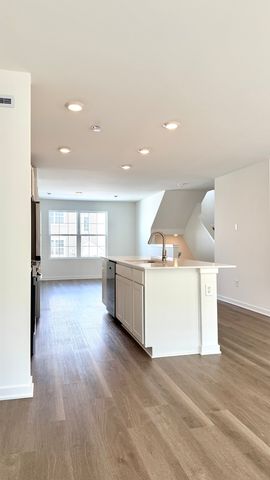 863 Briar Glen Court 863, Hampshire, IL 60140