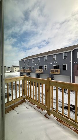 863 Briar Glen Court 863, Hampshire, IL 60140