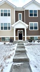 863 Briar Glen Court 863, Hampshire, IL 60140