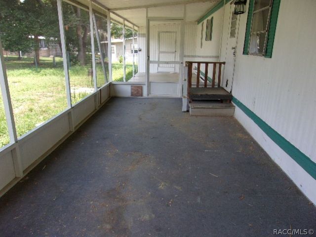 5169 S CastleLake Avenue, Floral City, FL 34436