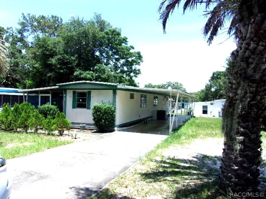 5169 S CastleLake Avenue, Floral City, FL 34436