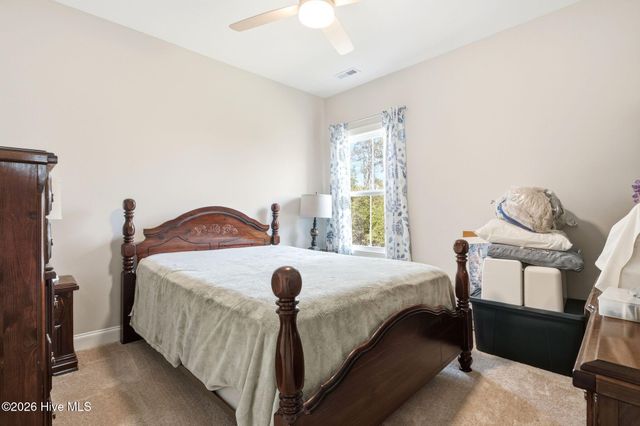 1621 Star Cross Drive SW, Shallotte, NC 28470