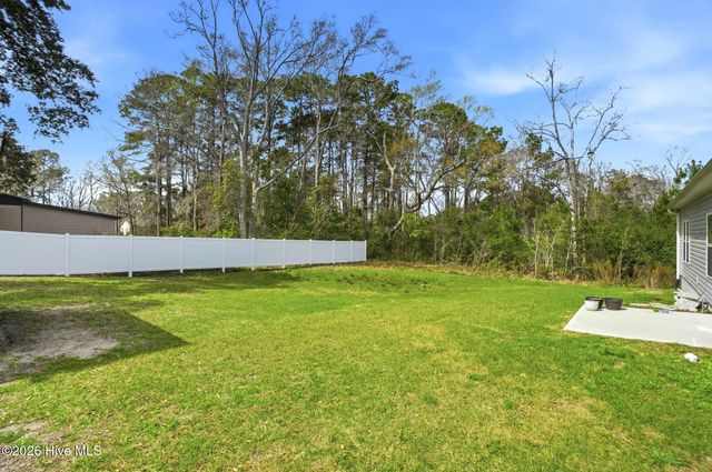 1621 Star Cross Drive SW, Shallotte, NC 28470