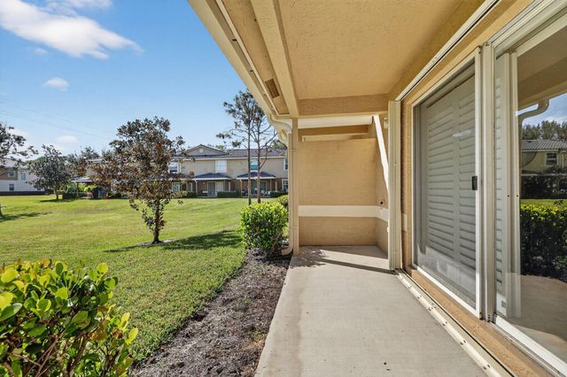 2993 SE Lexington Lakes Drive, Stuart, FL 34994