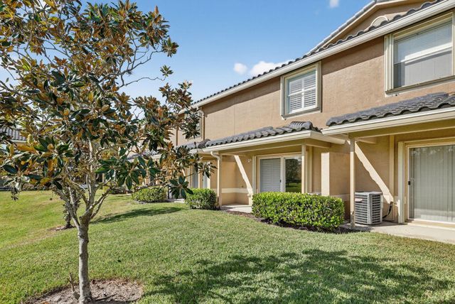 2993 SE Lexington Lakes Drive, Stuart, FL 34994