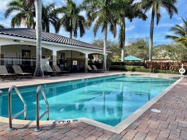 2993 SE Lexington Lakes Drive, Stuart, FL 34994