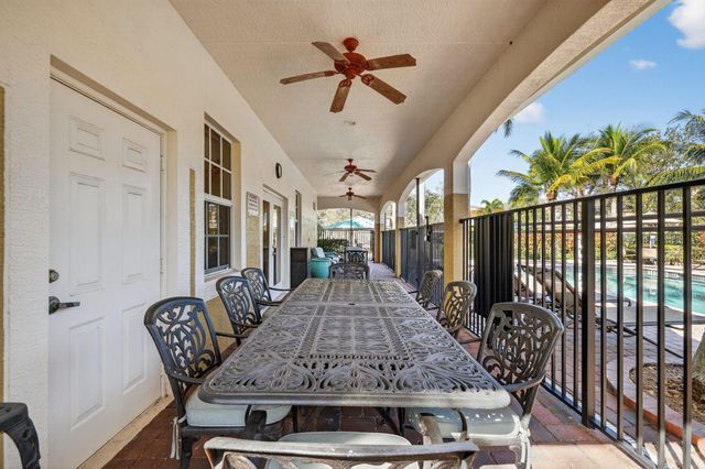 2993 SE Lexington Lakes Drive, Stuart, FL 34994