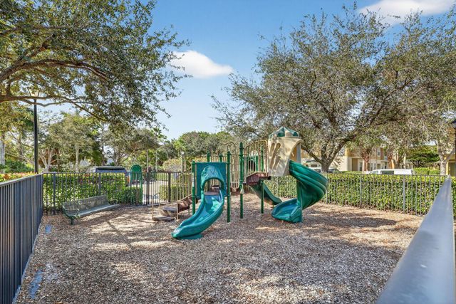 2993 SE Lexington Lakes Drive, Stuart, FL 34994