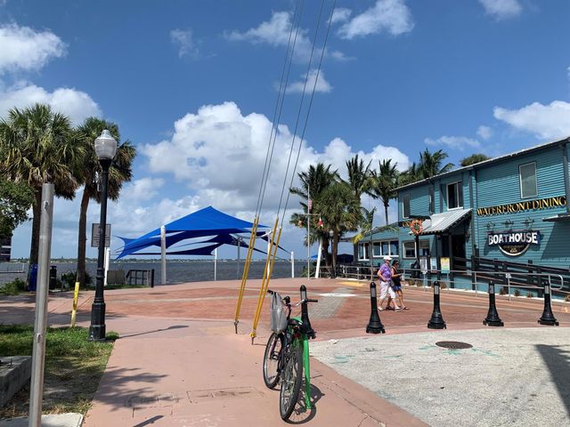 2993 SE Lexington Lakes Drive, Stuart, FL 34994