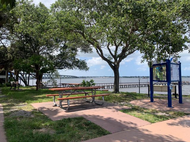 2993 SE Lexington Lakes Drive, Stuart, FL 34994