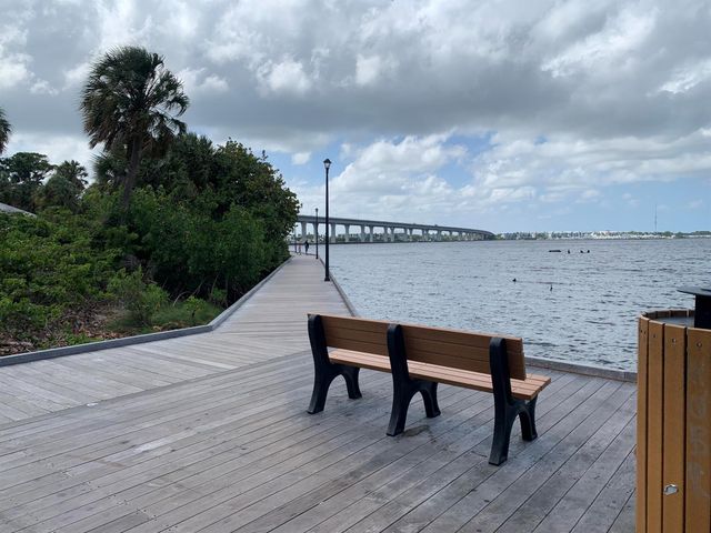 2993 SE Lexington Lakes Drive, Stuart, FL 34994